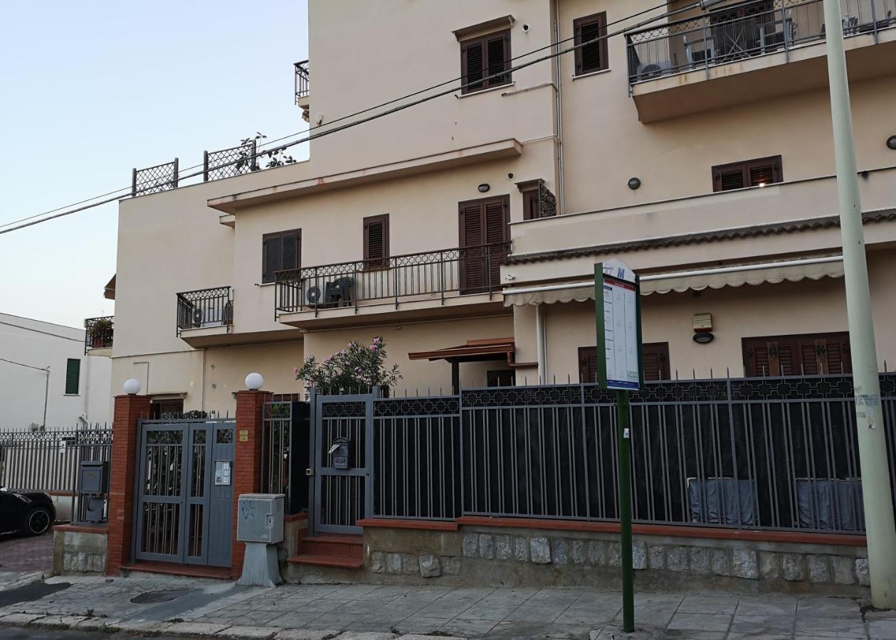 La Casetta Della Musica Mondello Eksteriør bilde